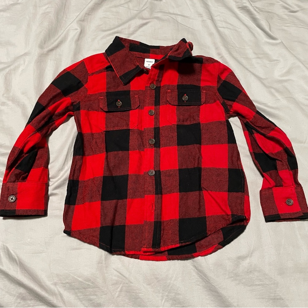 NWOT Old Navy Red & Black Flannel Button Up Shirt 3T